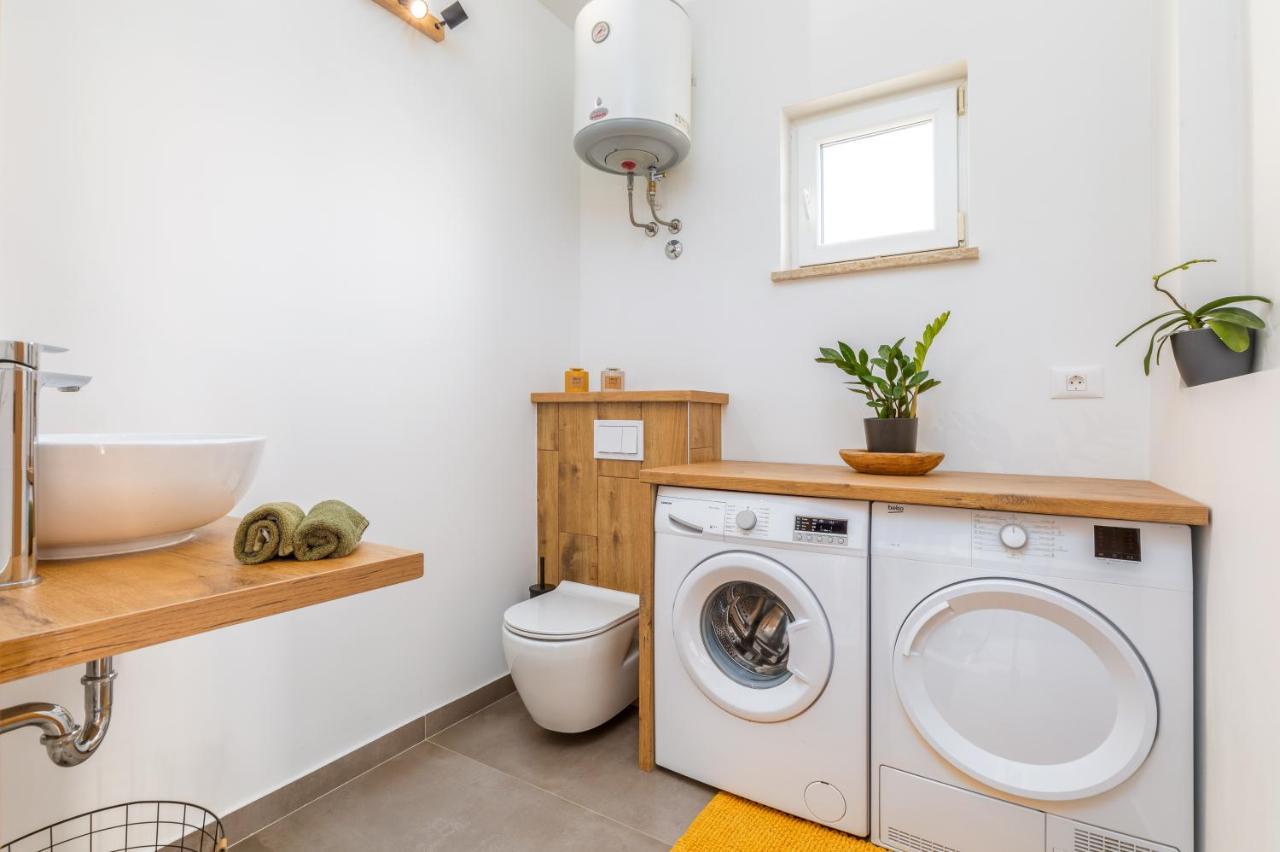 Apartman Nina Фажана Екстер'єр фото