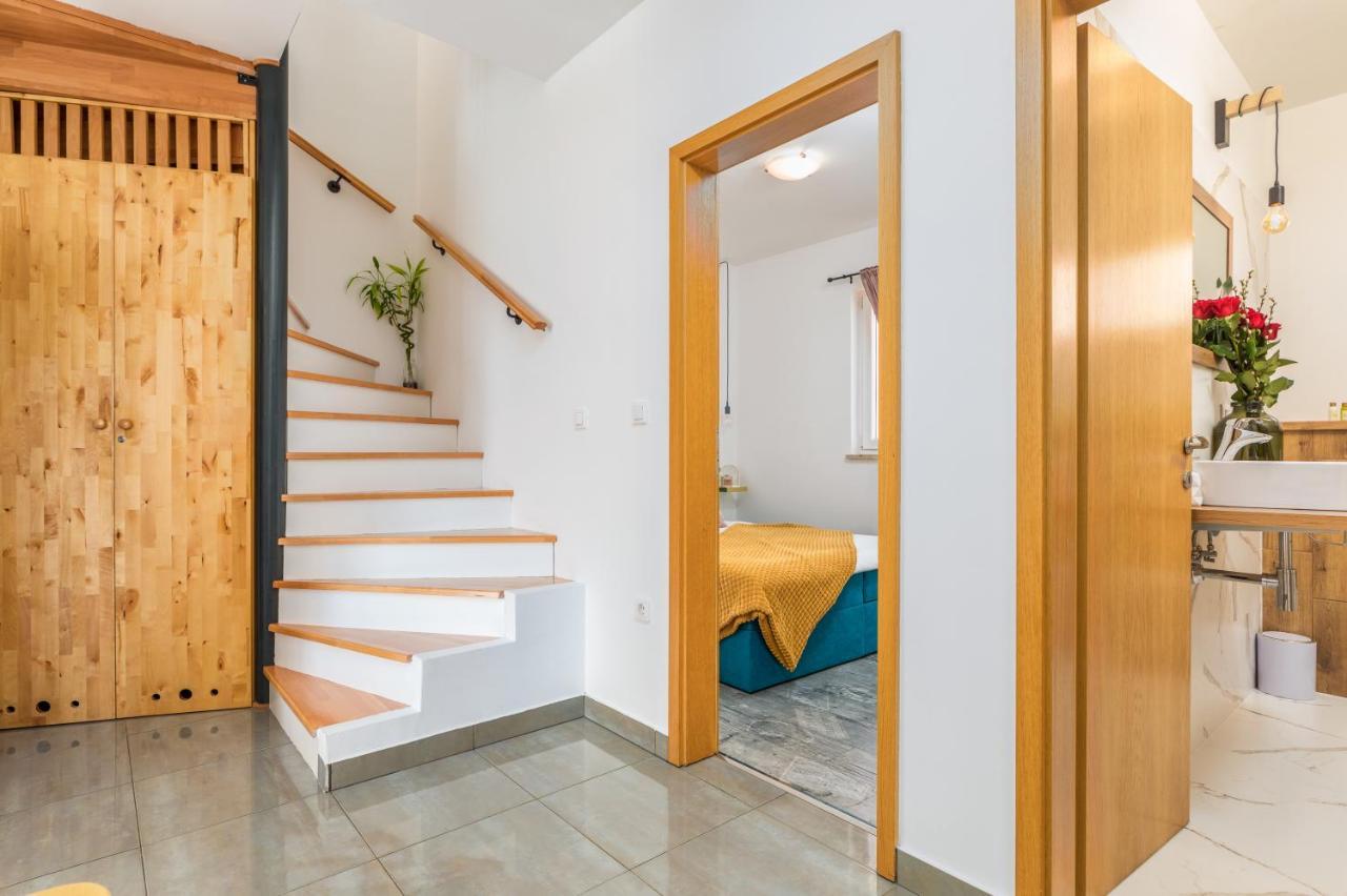 Apartman Nina Фажана Екстер'єр фото